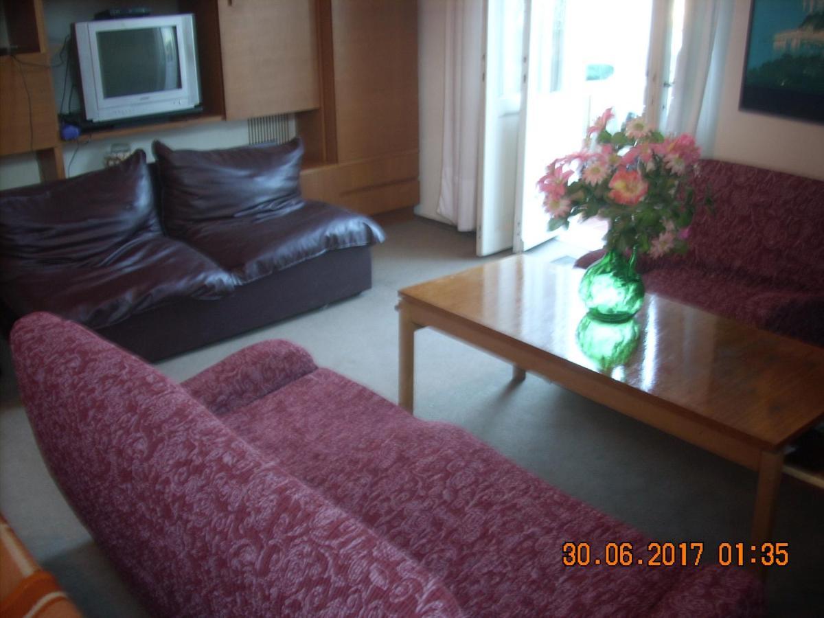 Apartment At Sea Ловран Экстерьер фото